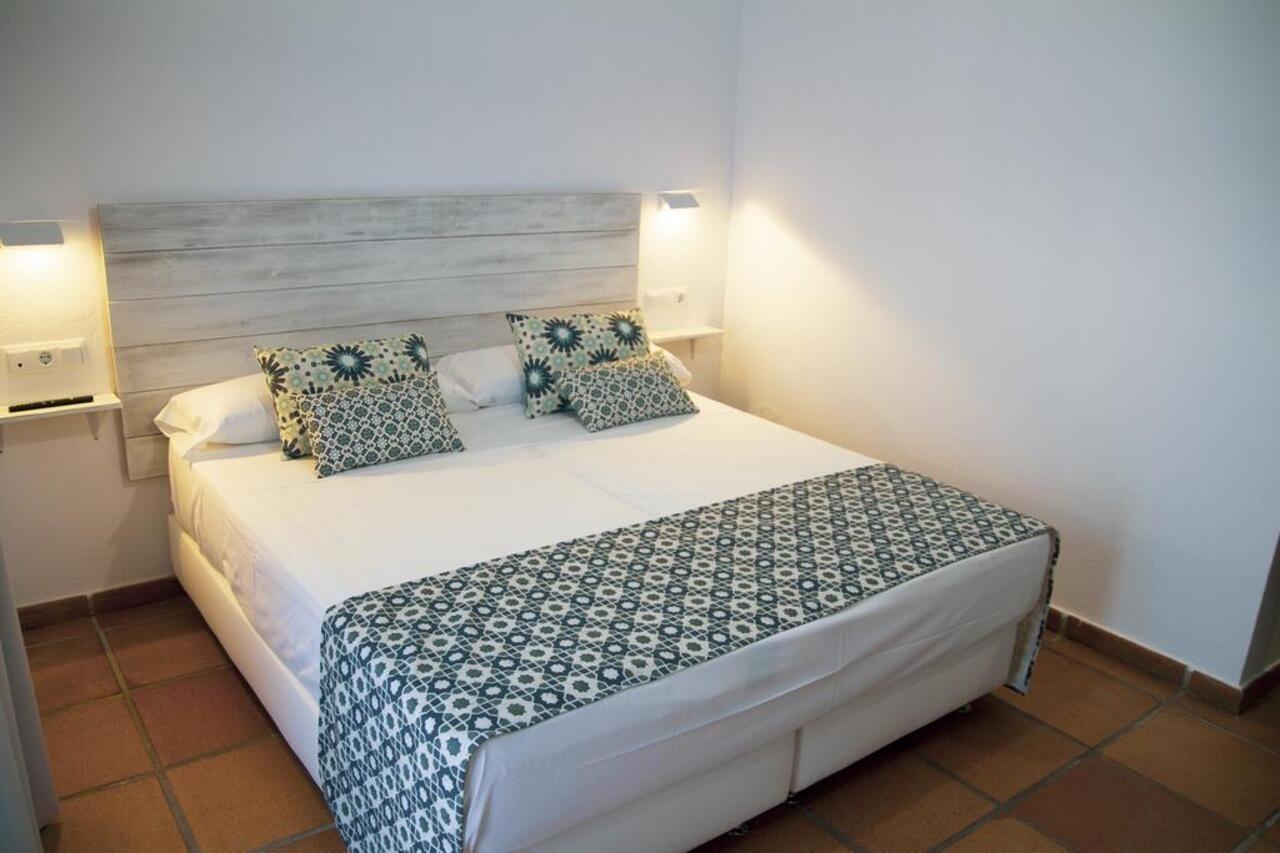 Hotel Avenida Playa Zahara de los Atunes Luaran gambar