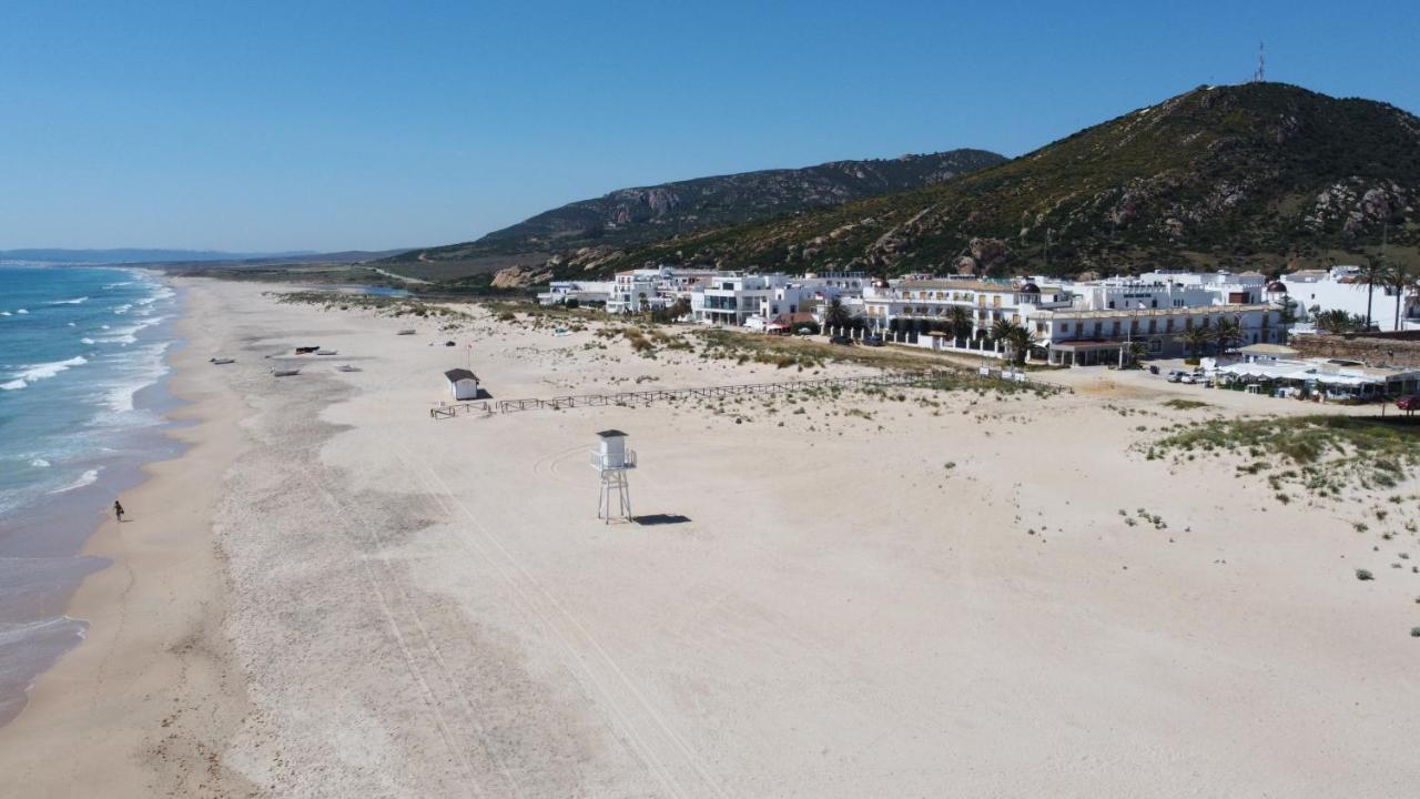 Hotel Avenida Playa Zahara de los Atunes Luaran gambar